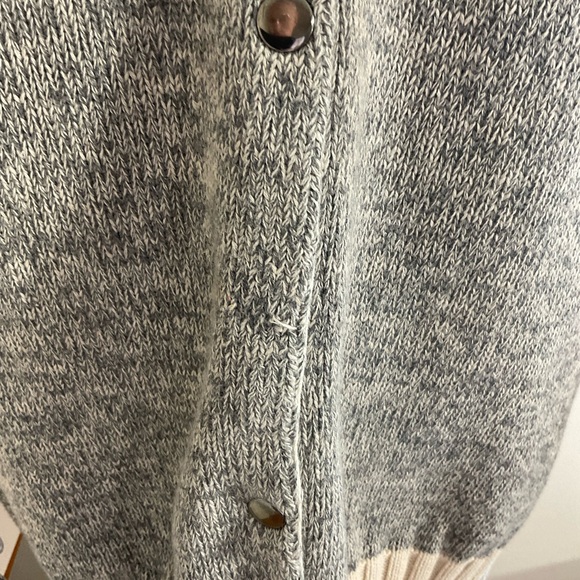 Renu Bruzer Women's XL Tall Crimson Gray Cornell U. Knit Button Cardigan Preppy - Picture 9 of 9